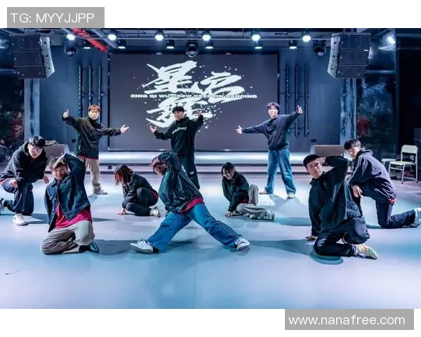 全国街舞大赛点评南京飞盘队速度表现引发热议与关注 全国街舞大赛点评南京飞盘队速度表现引发热议与关注